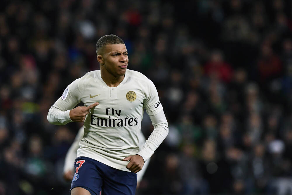 电讯报: 与曼城、尤文接触后, 马雷斯卡要求切尔西加薪被拒